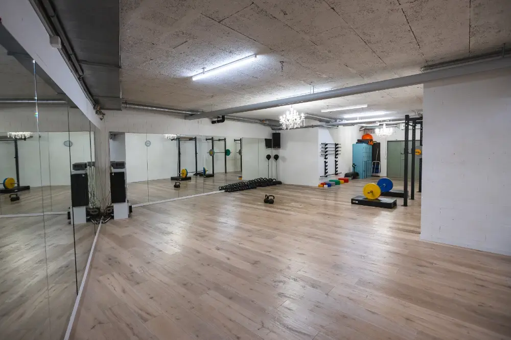 Kraftkeller Zürich Albisrieden – 100m² Kursraum mit viel freier Fläche